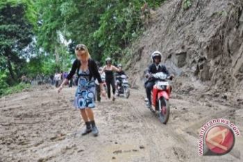 Jalan Padang-Kerinci normal kembali