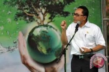 Surabaya juara gerakan 1 miliar pohon