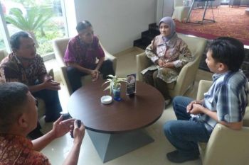 Pedagang Asongan Stasiun KA Mengadu kepada Wagub