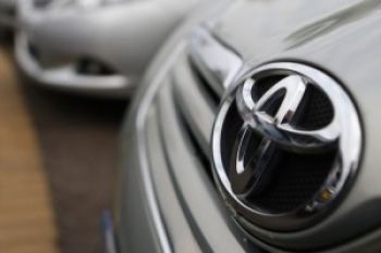 Toyota Mulai Jual Crown Desain Ulang