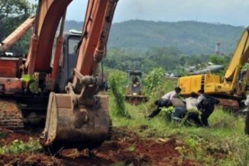 EKSEKUSI LAHAN TOL