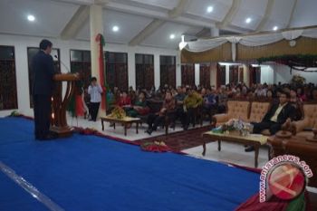 Lumentut-Mangindaan Hadiri pra Natal di GMIM Ebenhaezar Bumi Beringin  