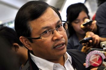 Pramono Anung Konsentrasi Tambah Amalan