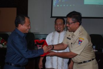 DPRD Luwu Timur Pelajari Perda Keagamaan Kota Padang