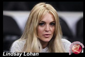  Lindsay tenggak dua liter vodka sehari