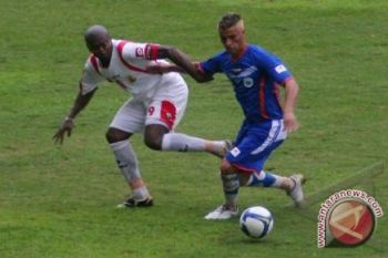 Mantan penyerang Persis Solo Diego Mendieta meninggal