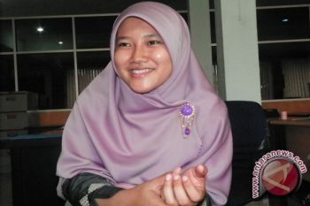 Pilih jual jamur tiram daripada pegawai kantoran 