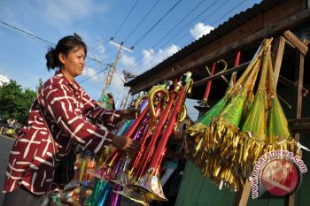 Pedagang petasan dan terompet marak di Palembang