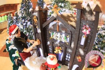 Pedagang Palangka Raya Mulai Marak Jajakan Produk Natal 