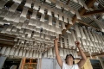 Perajin Tempe Waykanan Gunakan Kedelai Impor