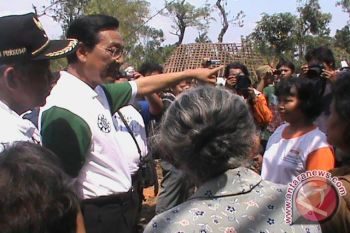 Sultan tinjau lokasi bencana puting beliung
