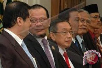 Rombongan "Voter Solo" Siap Dengan Pesawat Carteran