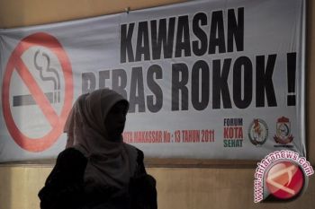 Barut Kumpulkan Cap Tangan Komitmen Tidak Merokok