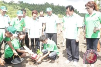 Bupati Minut instruksikan budaya menanam