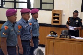 Marinir Penganiaya Wartawan Didakwa Pasal Berlapis