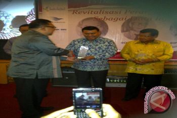 Gubernur Lampung Terima "ANTARA Award 2012"
