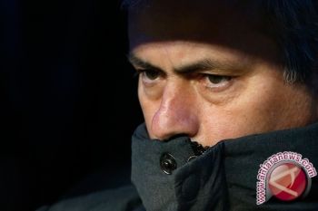  Mourinho menyerah 