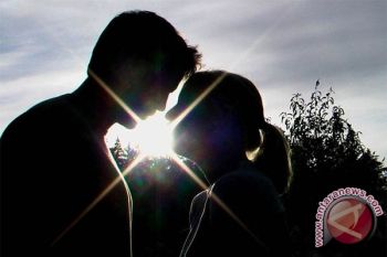  Pacaran virtual via "Love Game"