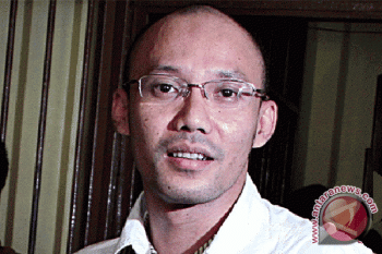 Fadly - Yoyok "Padi" shooting untuk "Musikimia" di Beijing