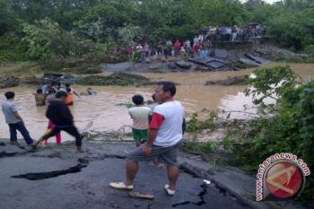 Jalan Menuju Bengkulu Dialihkan