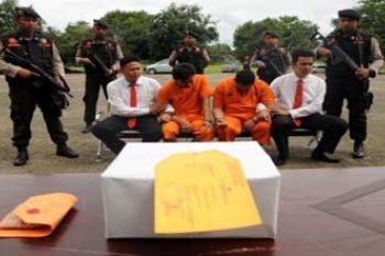 TERSANGKA PEMILIK SABU-SABU