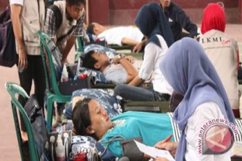 Baksos LKMI HMI Manado di Gorontalo sukses