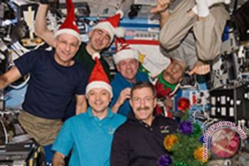  Awak Expedition rayakan Natal di ruang angkasa
