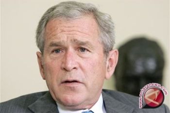Mantan Presiden George Bush Dalam Perawatan Intensif