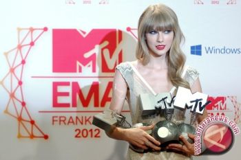  Taylor Swift Musisi Penghasil Uang Terbanyak Tahun 2013