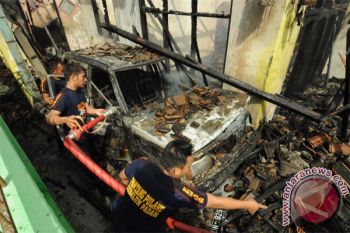 KEBAKARAN  RUMAH