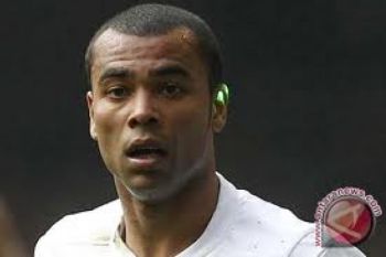 Cole Perpanjang Kontrak di Chelsea