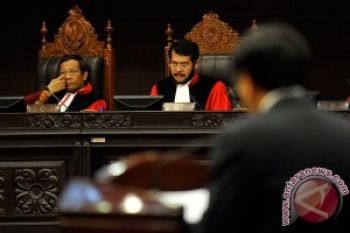  MK Batalkan Aturan Sekolah Bertaraf Internasional 
