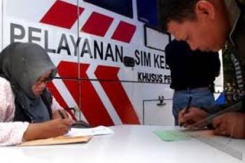 IPW Apresiasi Mutasi Polisi Karena Pungli SIM