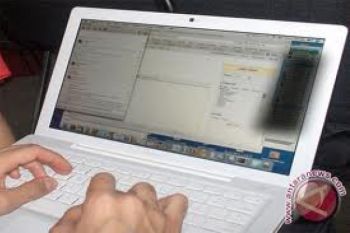 Kuliah "Online" Hapus Mitos Dosen Susah Ditemui