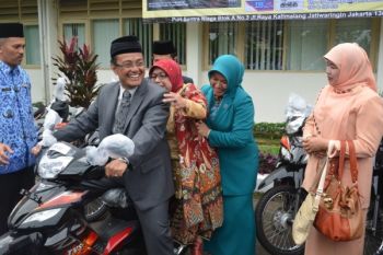 HAZTT Bantu Penyuluh 16 Unit Sepeda Motor