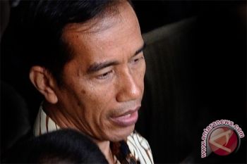  Jokowi Gratiskan Enam Bulan Sewa Rusun Warga Relokasi Waduk Ria Rio
