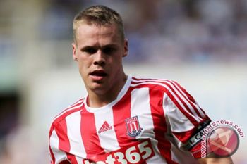 Shawcross tandatangani kontrak baru dengan Stoke