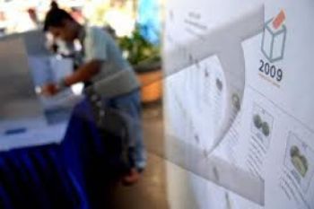 Bawaslu Harapkan Manajemen KPU Lebih Terbuka