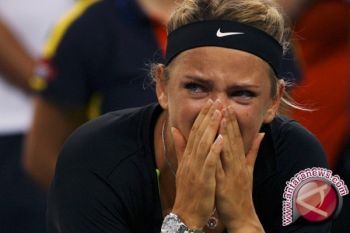  Azarenka mundur akibat salah pedicure