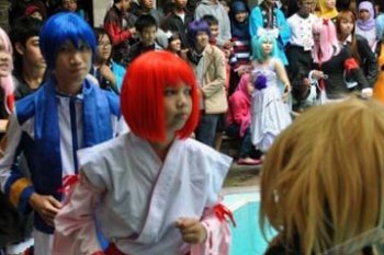TARI BON ODORI