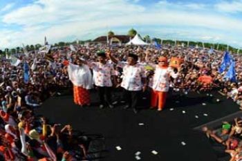 KAMPANYE ILHAM-AZIZ