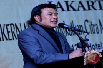  Soal capres, Rhoma Irama mengalir saja 