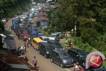  Deddy Mizwar prihatin rusaknya lingkungan di Jabar 