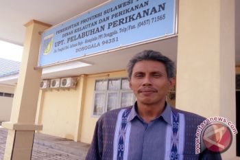 Pelabuhan Perikanan Donggala Dapat Hibah 1.000 Buku