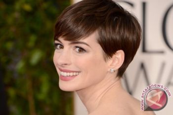 Anne Hathaway akan bintangi drama komedi Shakespeare
