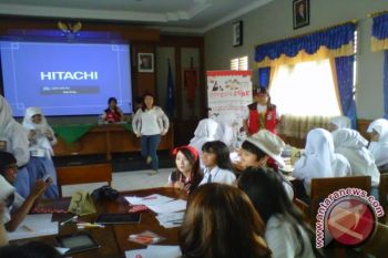 Mahasiswa Korsel kenalkan e-learning kepada siswa Bantul