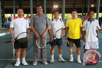 Tim Tenis Pemkab Kukar Ungguli Pemkot Samarinda 