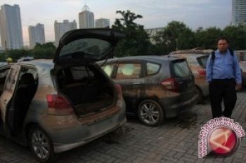 Mobil-mobil Honda Masih DiDerek