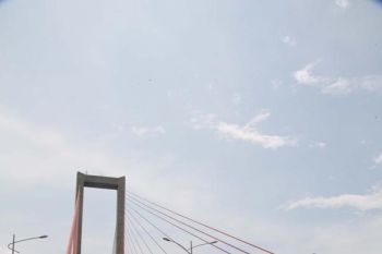 Sultra "Belajar" Pembangunan Suramadu Untuk Jembatan Bahteramas