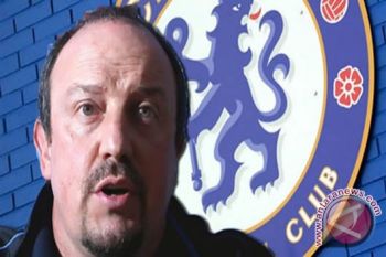  Benitez dipusingkan masalah pemain di posisi bek kiri